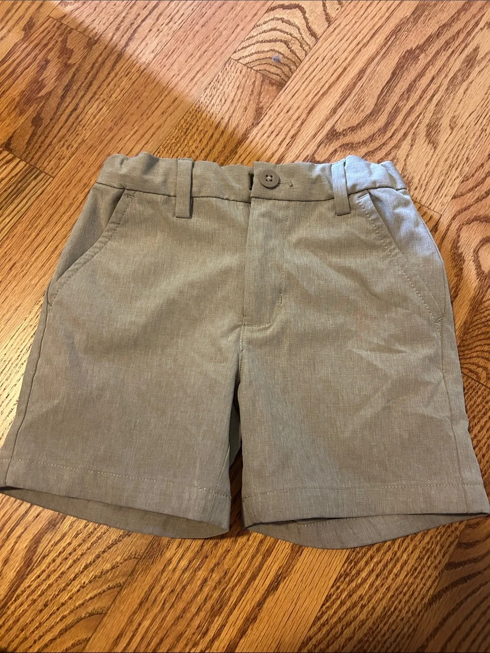 Vineyard Vines performance shorts